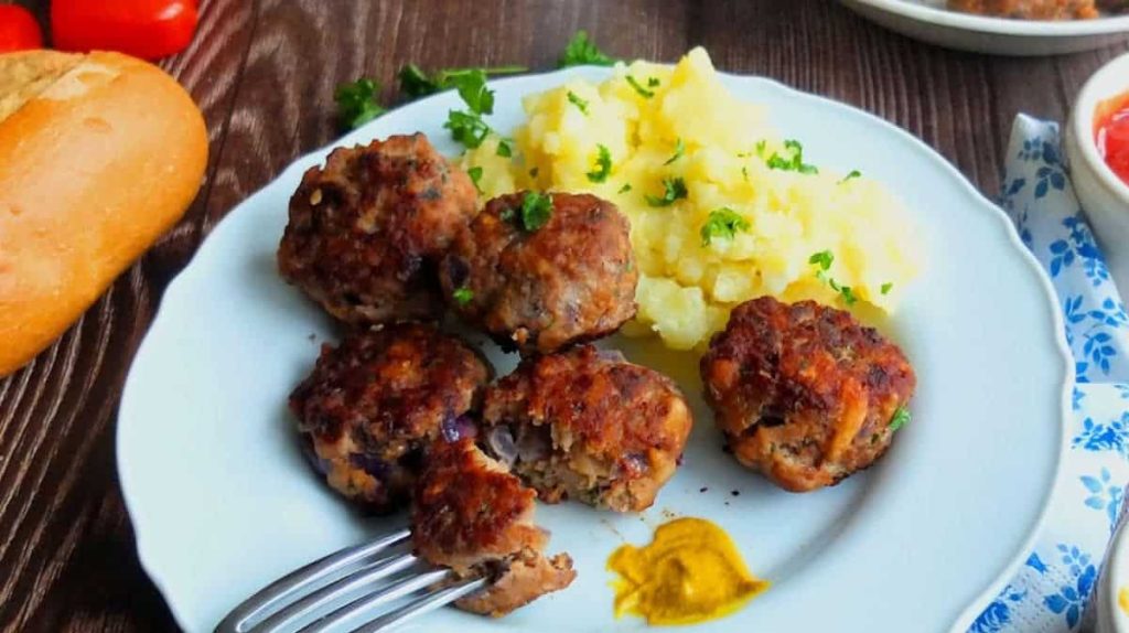 Crisp German Meatballs